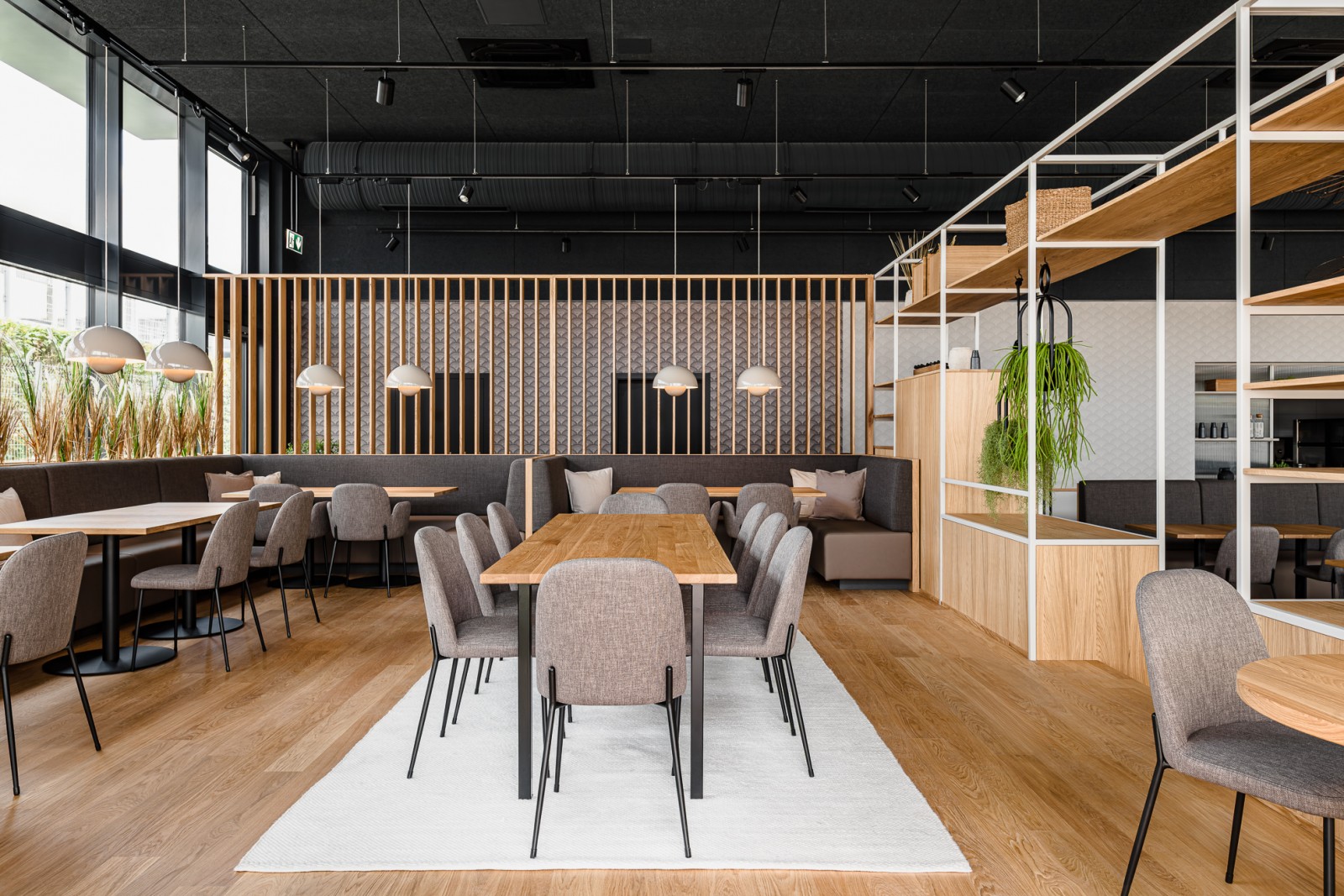 LowRes EVA Ristorante 0109