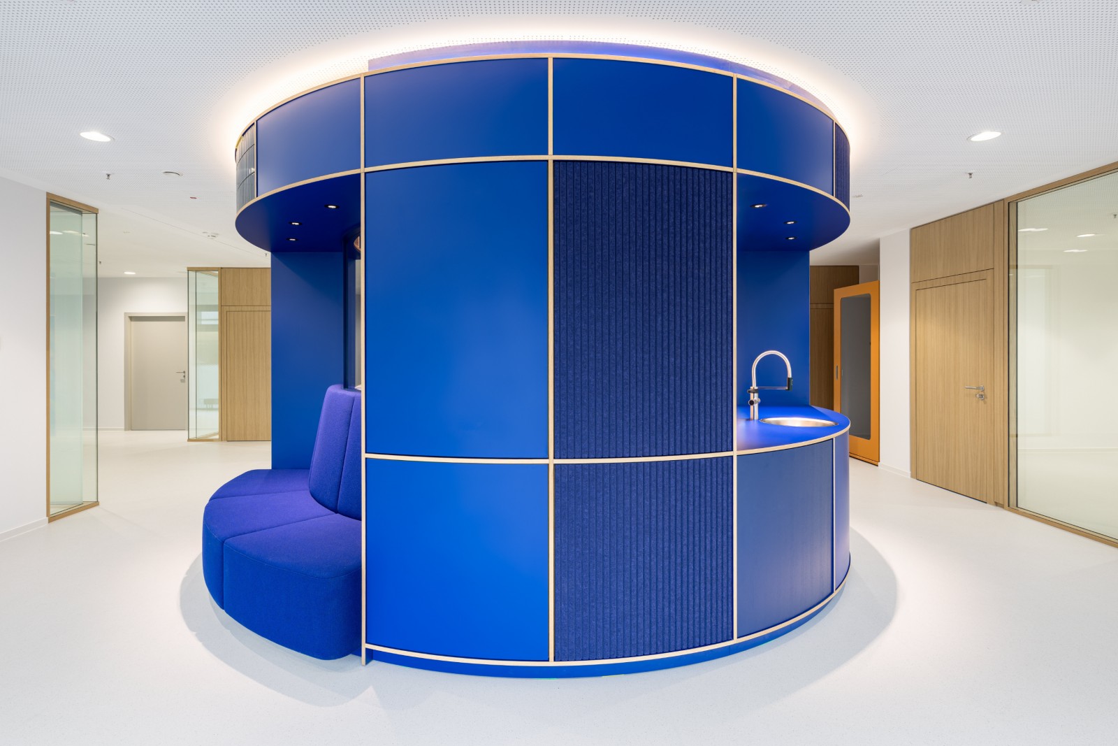 DIA Stadtfoyer DA 03