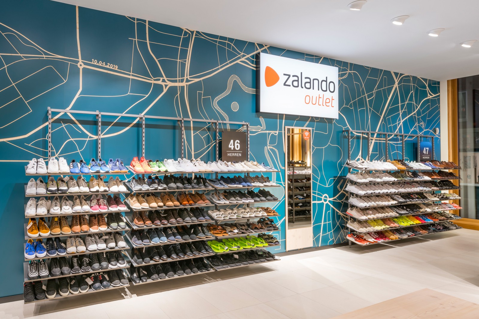 Innenarchitektur Retail Shop Zalando Outlet Muenster 12